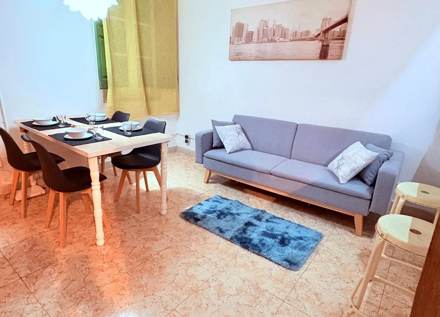 Amazing And Stylish Flat For 4 People With Breakfast Included 2 Blocks Away From Poblenou Beach Barcelona