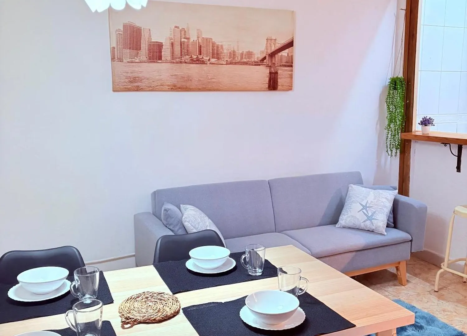 Amazing And Stylish Flat For 4 People With Breakfast Included 2 Blocks Away From Poblenou Beach Barcelona