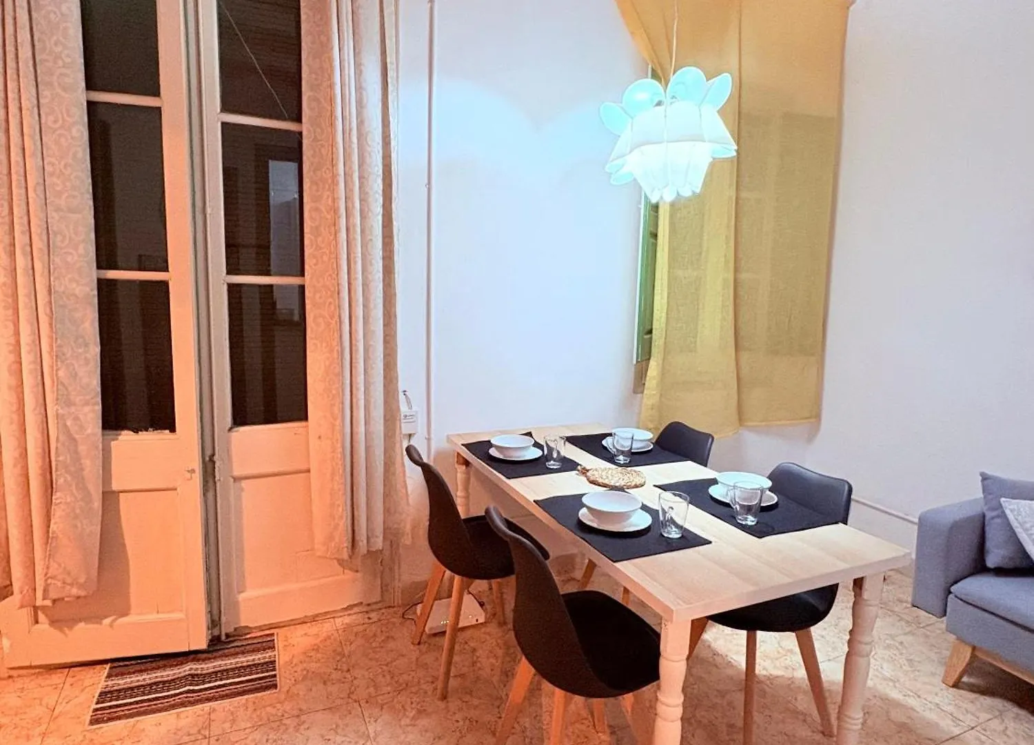 Amazing And Stylish Flat For 4 People With Breakfast Included 2 Blocks Away From Poblenou Beach Barcelona Appartement
