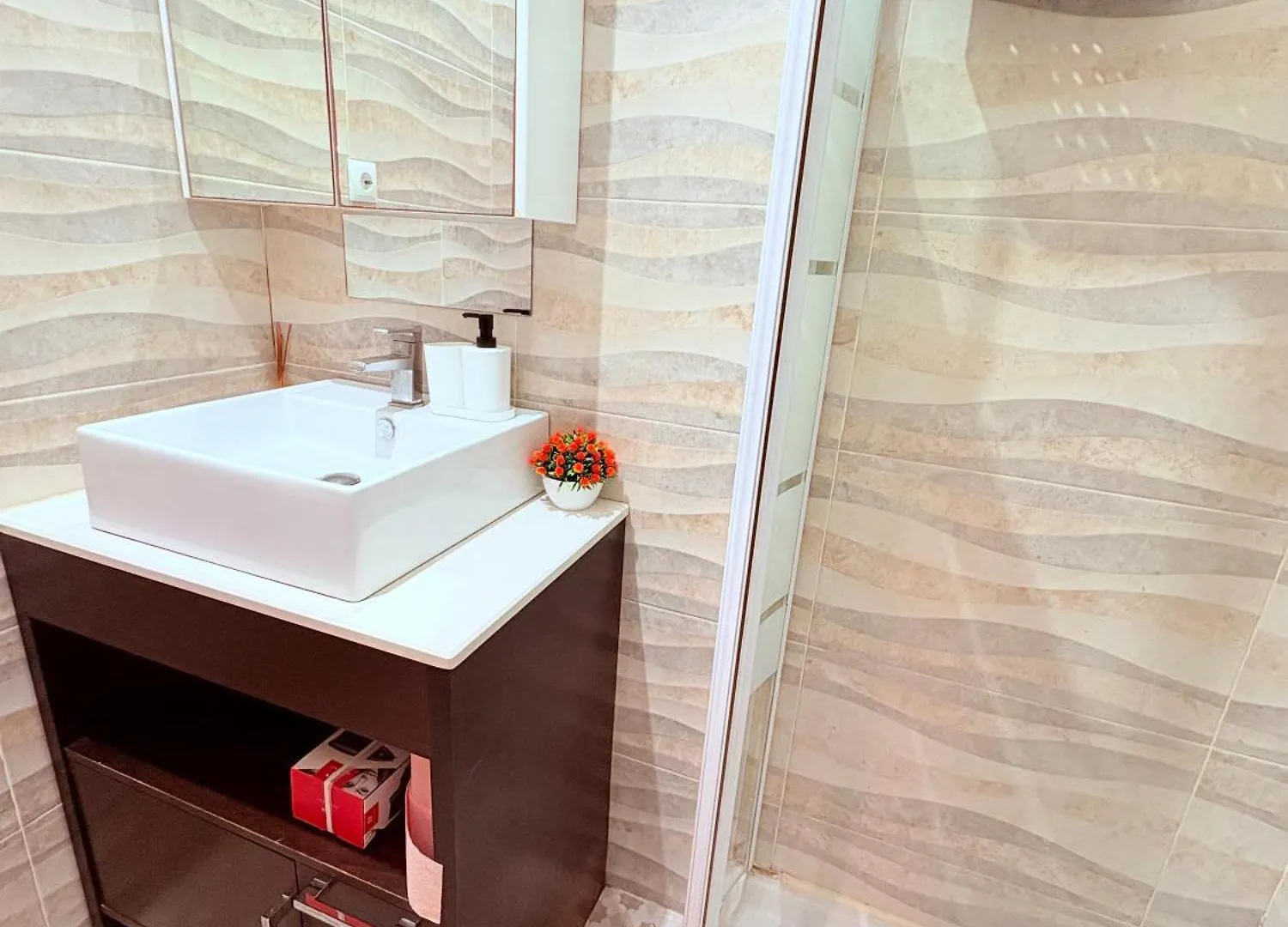 شقة Amazing And Stylish Flat For 4 People With Breakfast Included 2 Blocks Away From Poblenou Beach برشلونة