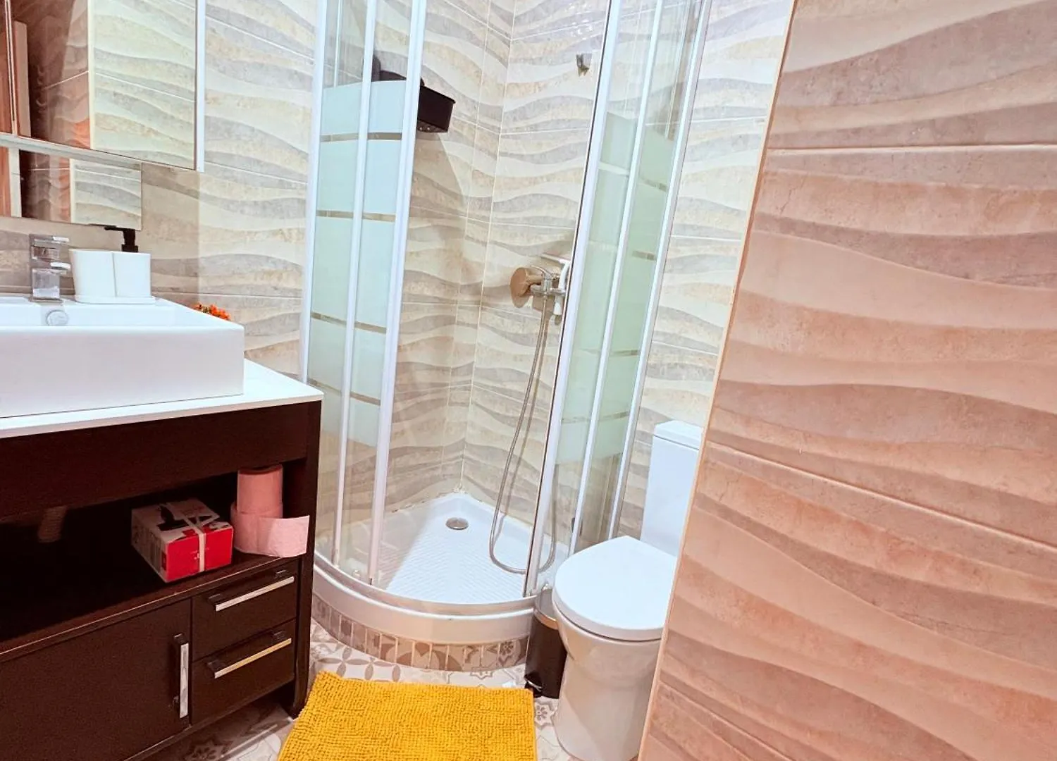 Appartement Amazing And Stylish Flat For 4 People With Breakfast Included 2 Blocks Away From Poblenou Beach Barcelona Spanje