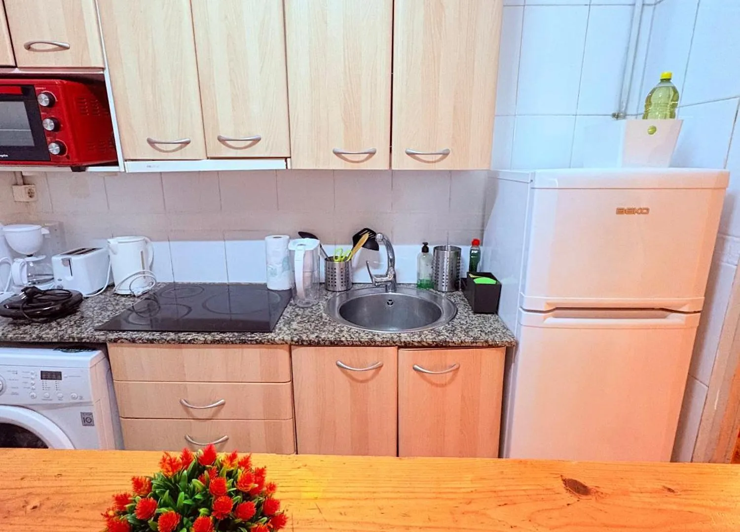 Amazing And Stylish Flat For 4 People With Breakfast Included 2 Blocks Away From Poblenou Beach برشلونة